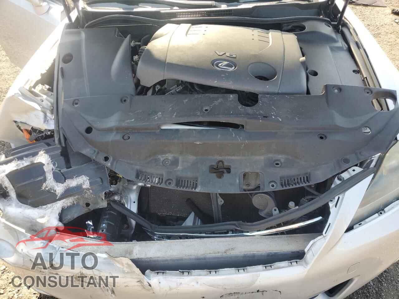 LEXUS IS 2012 - JTHCF5C22C5053732