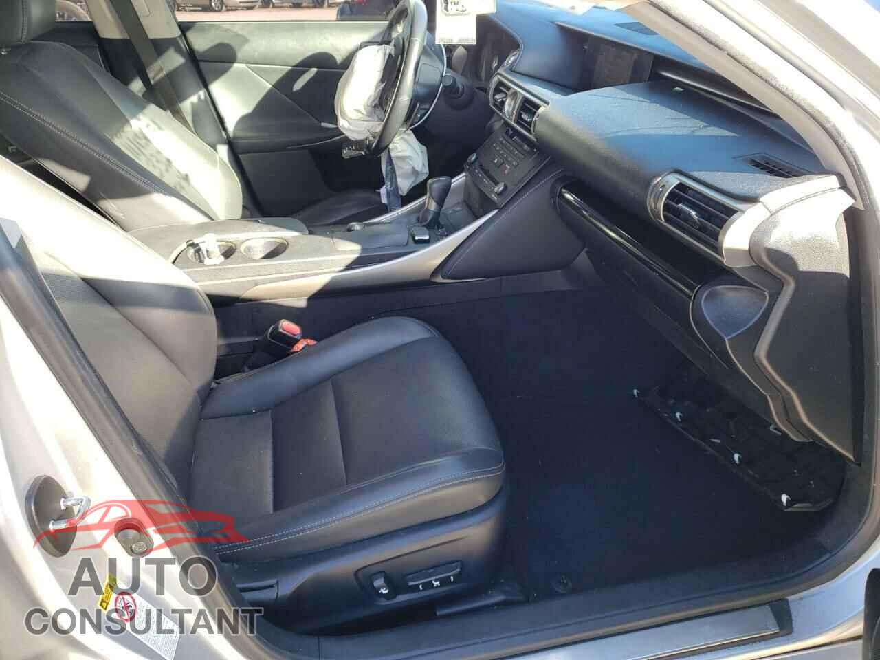 LEXUS IS 2015 - JTHBF1D2XF5079714