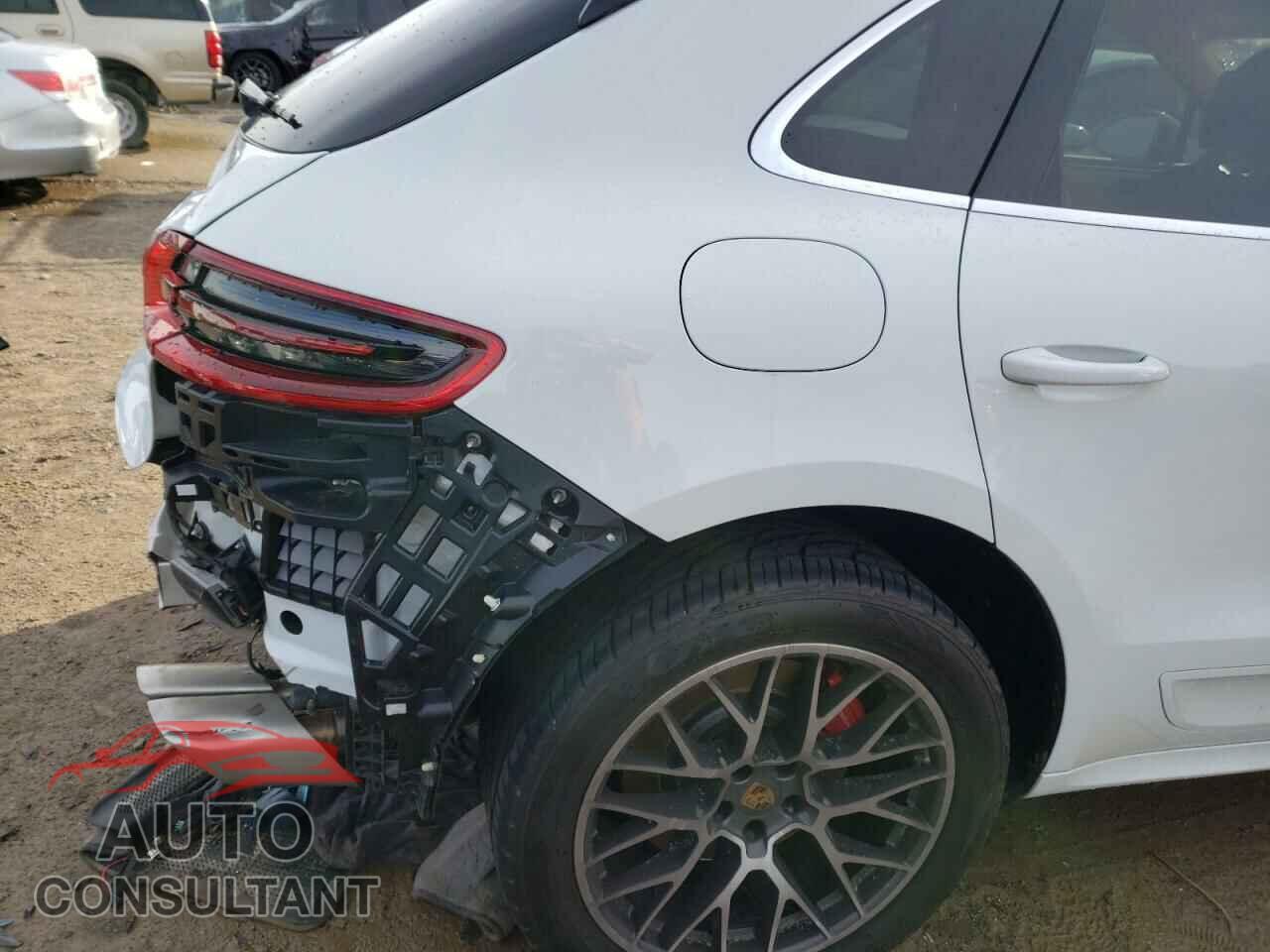 PORSCHE MACAN 2016 - WP1AF2A58GLB93739