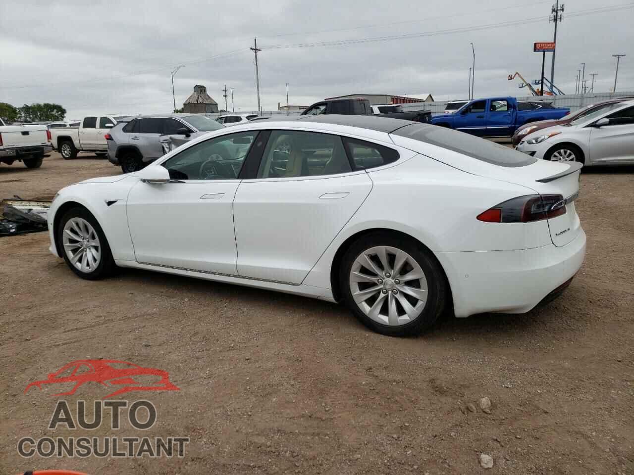 TESLA MODEL S 2017 - 5YJSA1E21HF196565