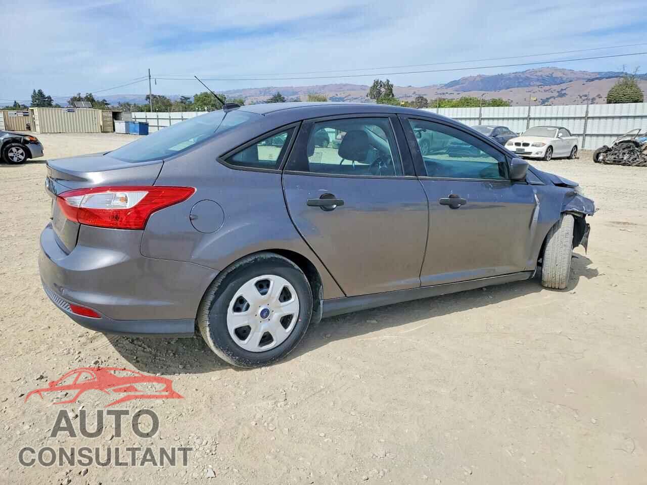 FORD FOCUS 2014 - 1FADP3E27EL287342