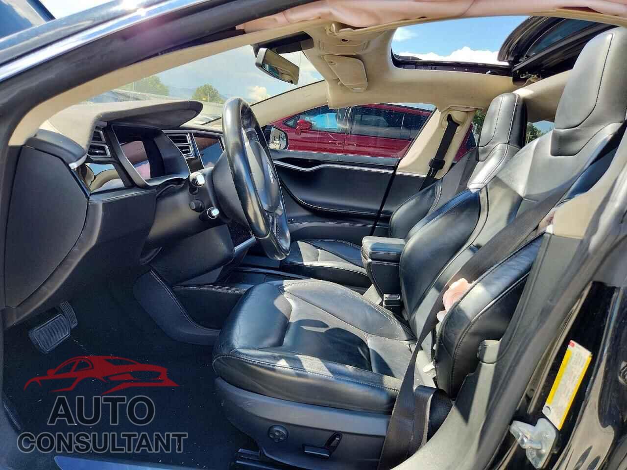 TESLA MODEL S 2015 - 5YJSA1E2XFF101904