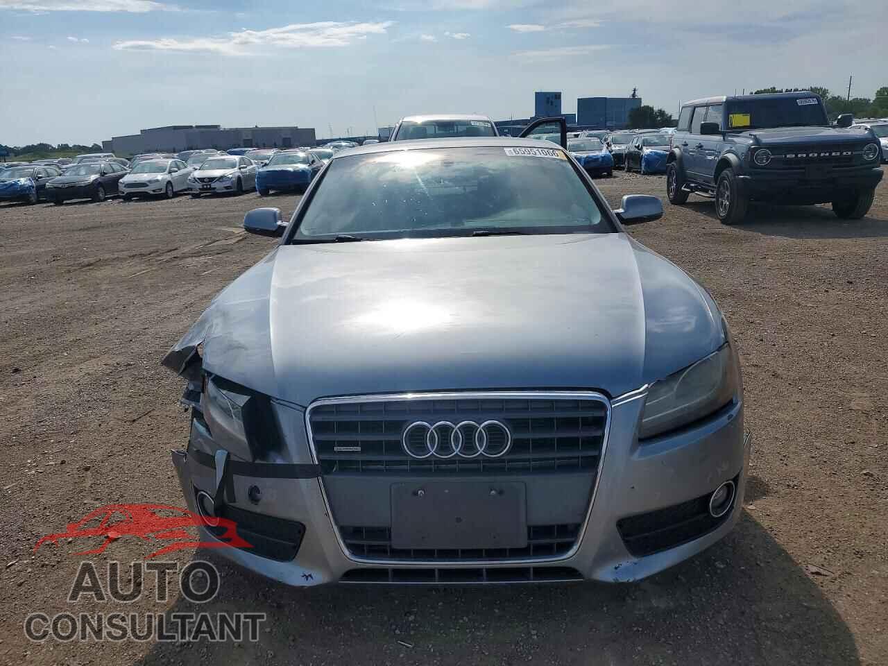 AUDI A5 2010 - WAULFAFR4AA010630