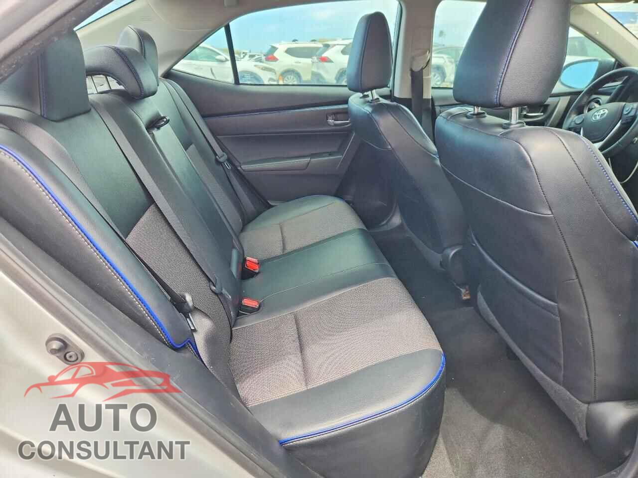 TOYOTA COROLLA 2017 - 2T1BURHEXHC870941