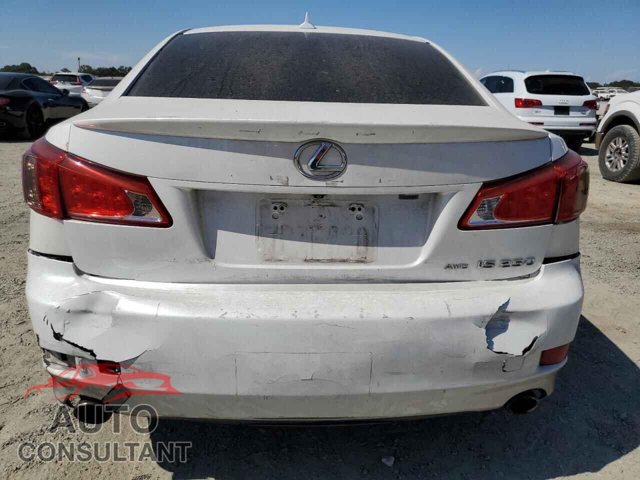 LEXUS IS 2012 - JTHCF5C26C5054950