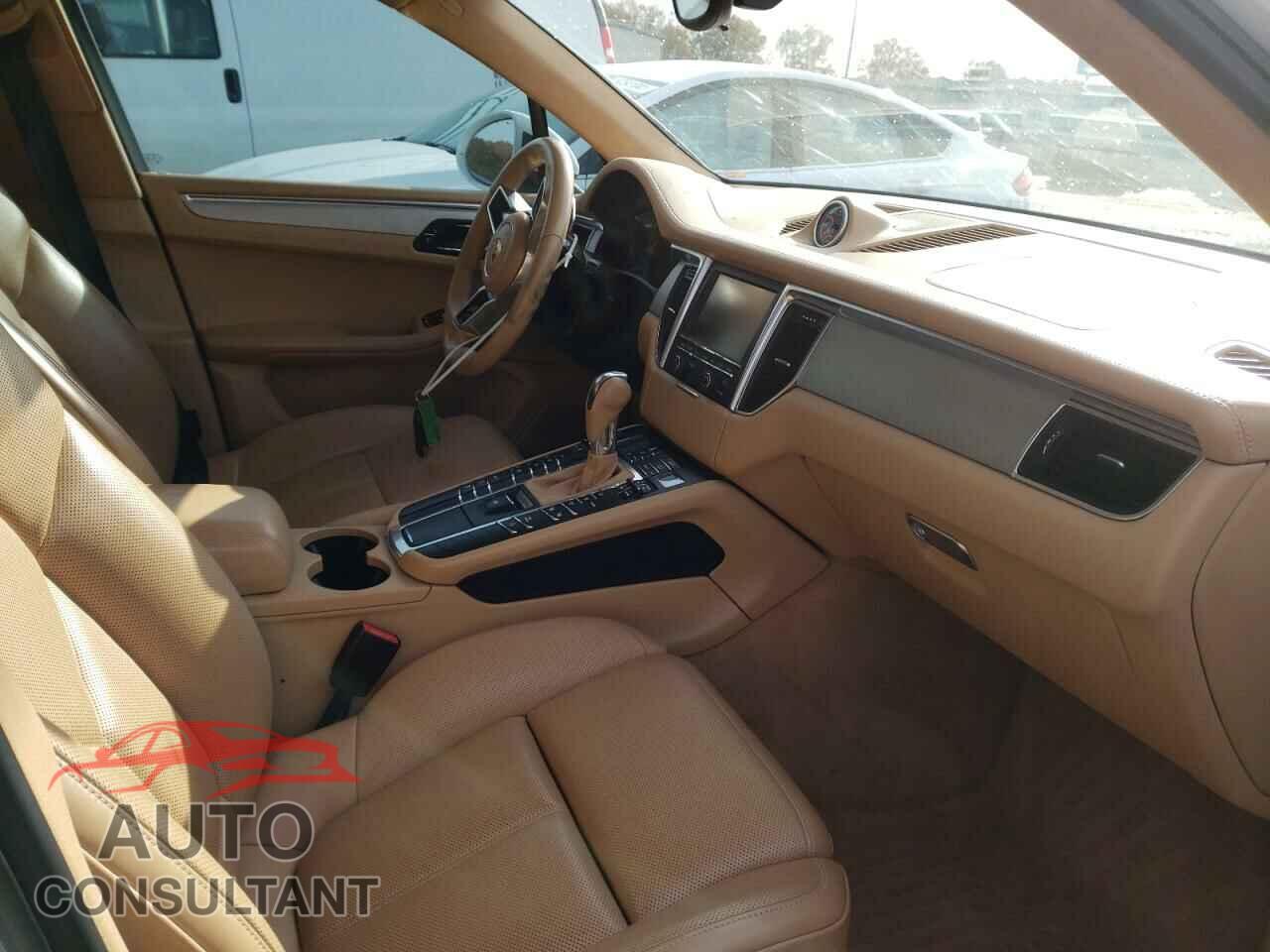 PORSCHE MACAN 2016 - WP1AF2A58GLB93739