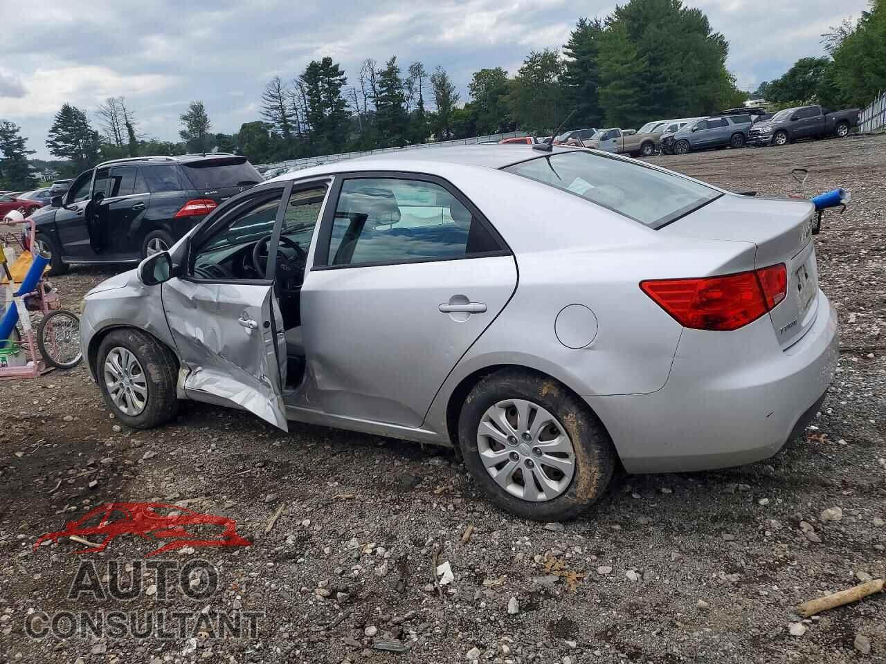 KIA FORTE 2012 - KNAFT4A2XC5511406