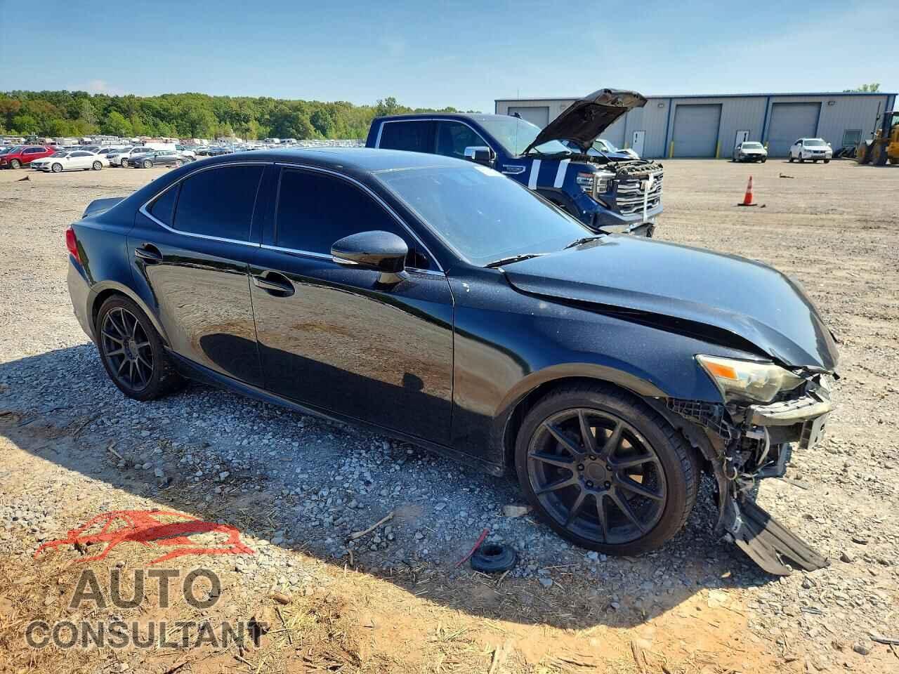 LEXUS IS 2015 - JTHBF1D27F5052695