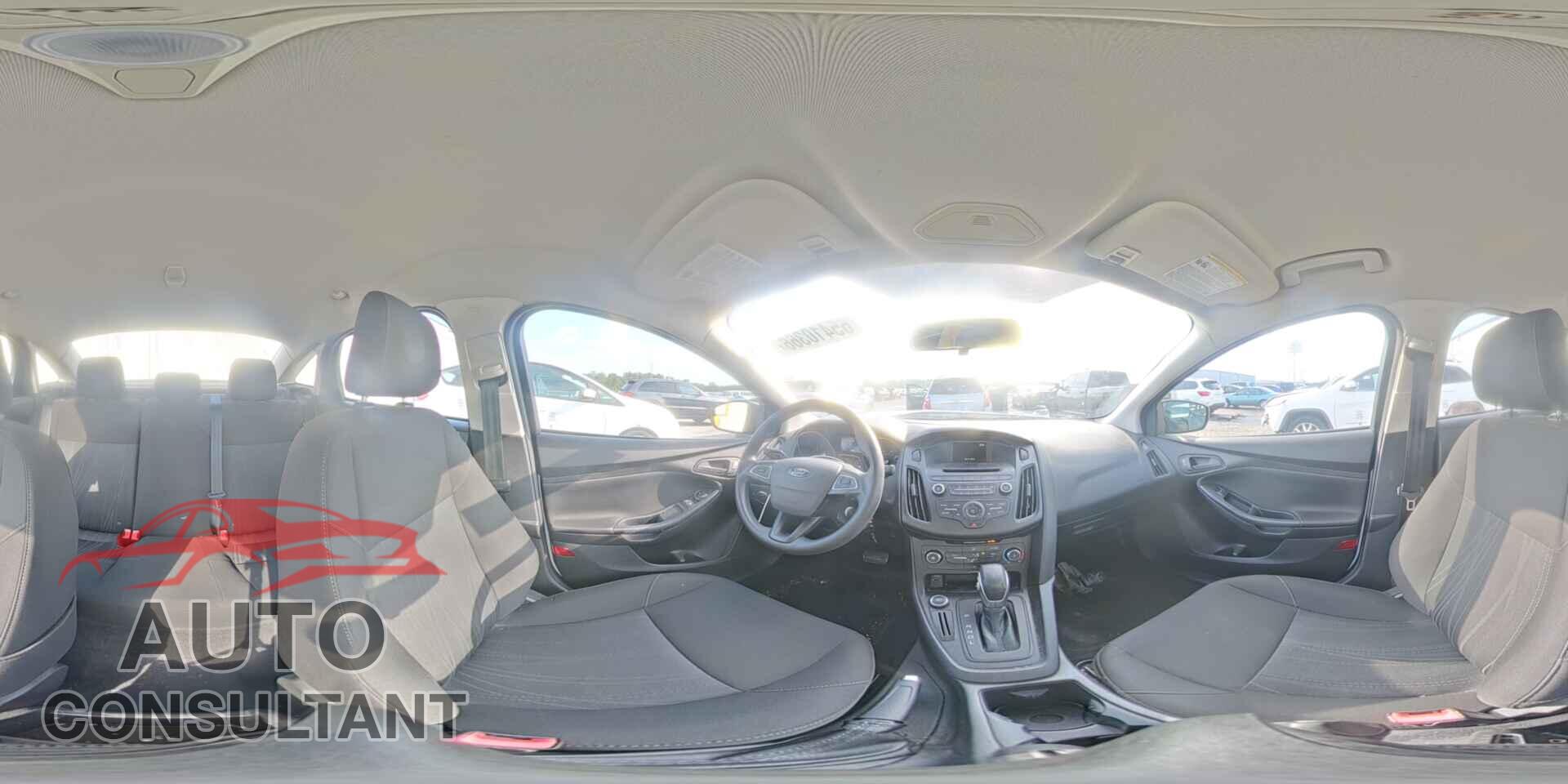 FORD FOCUS 2015 - 1FADP3E27FL342793