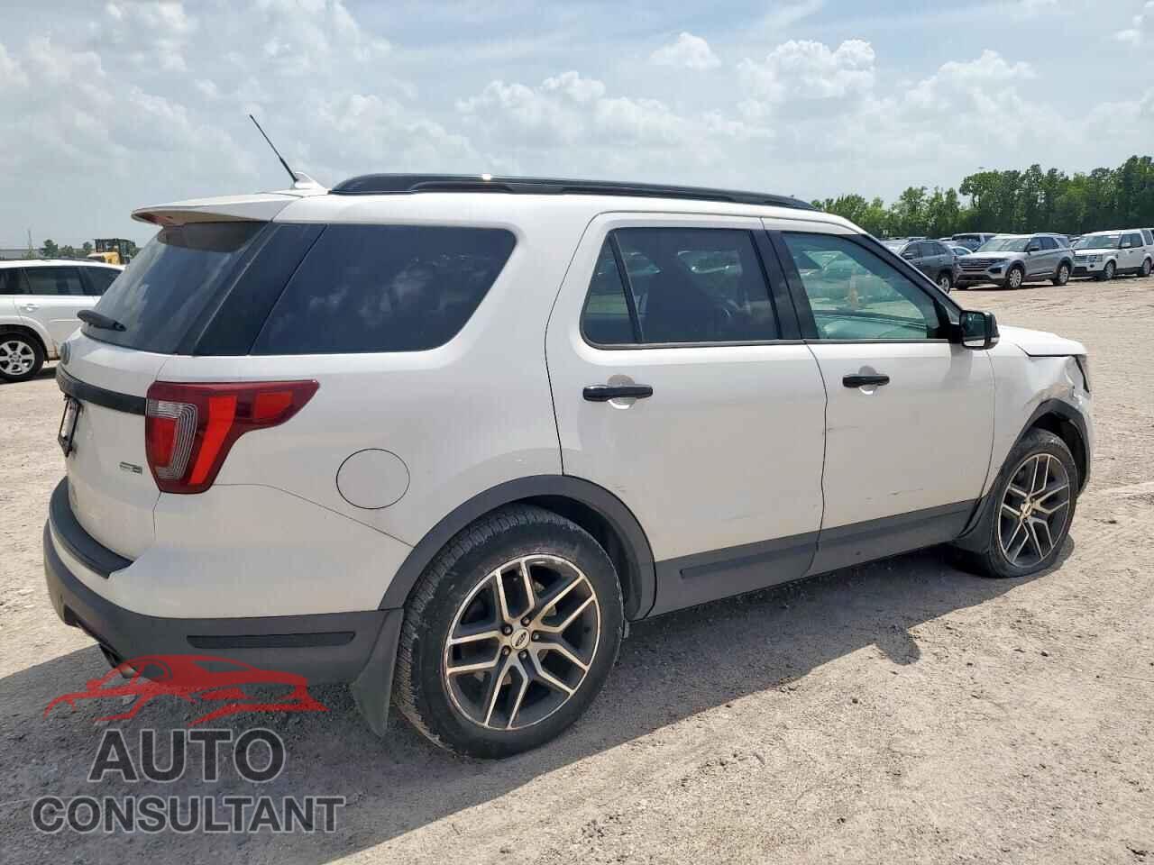 FORD EXPLORER 2018 - 1FM5K8GT9JGB01640