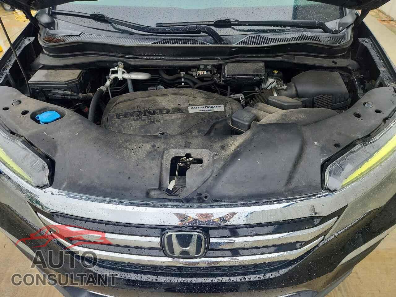 HONDA PILOT 2017 - 5FNYF6H90HB081411
