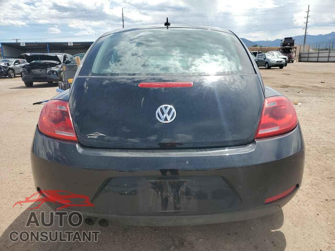 VOLKSWAGEN BEETLE 2014 - 3VWFP7AT4EM609620