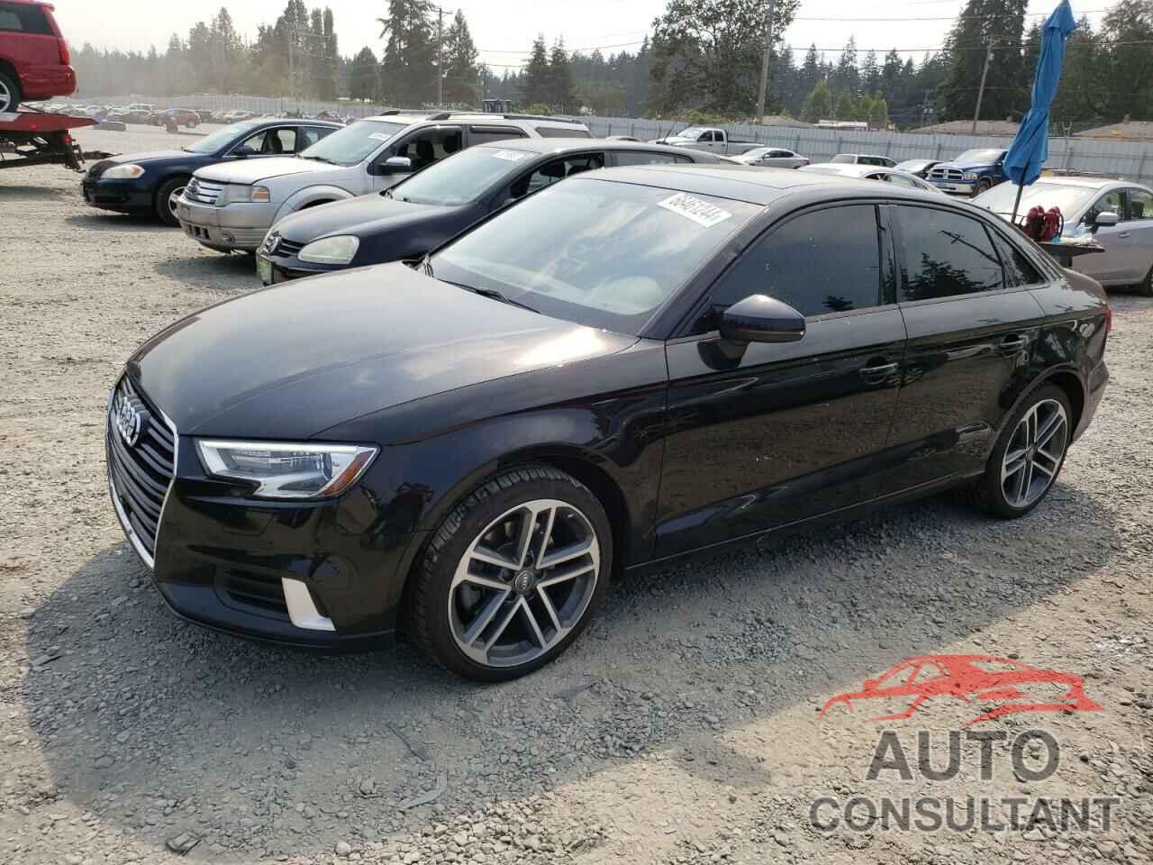 AUDI A3 2018 - WAUB8GFF2J1005876