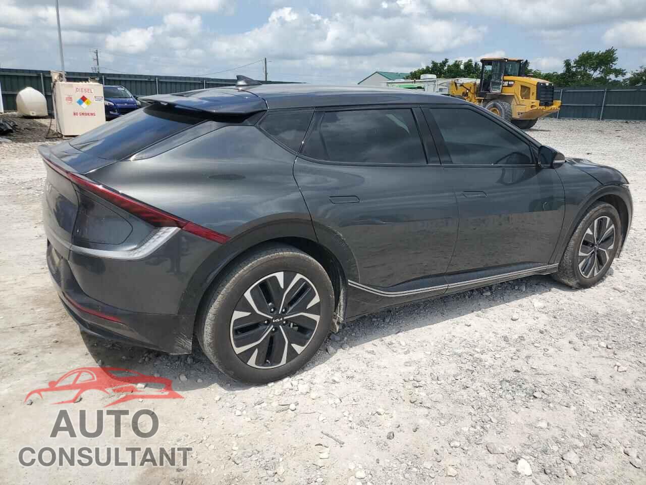 KIA EV6 LIGHT 2023 - KNDC34LA2P5610754