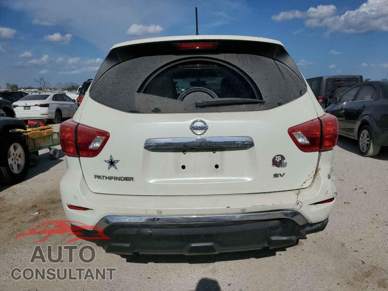 NISSAN PATHFINDER 2017 - 5N1DR2MN8HC621176