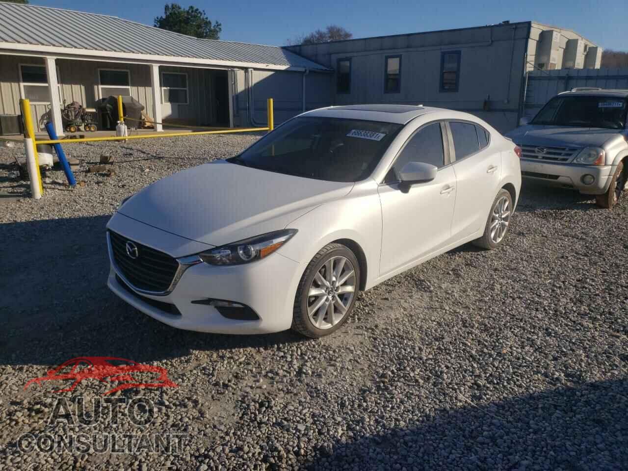 MAZDA 3 2017 - 3MZBN1V7XHM139581