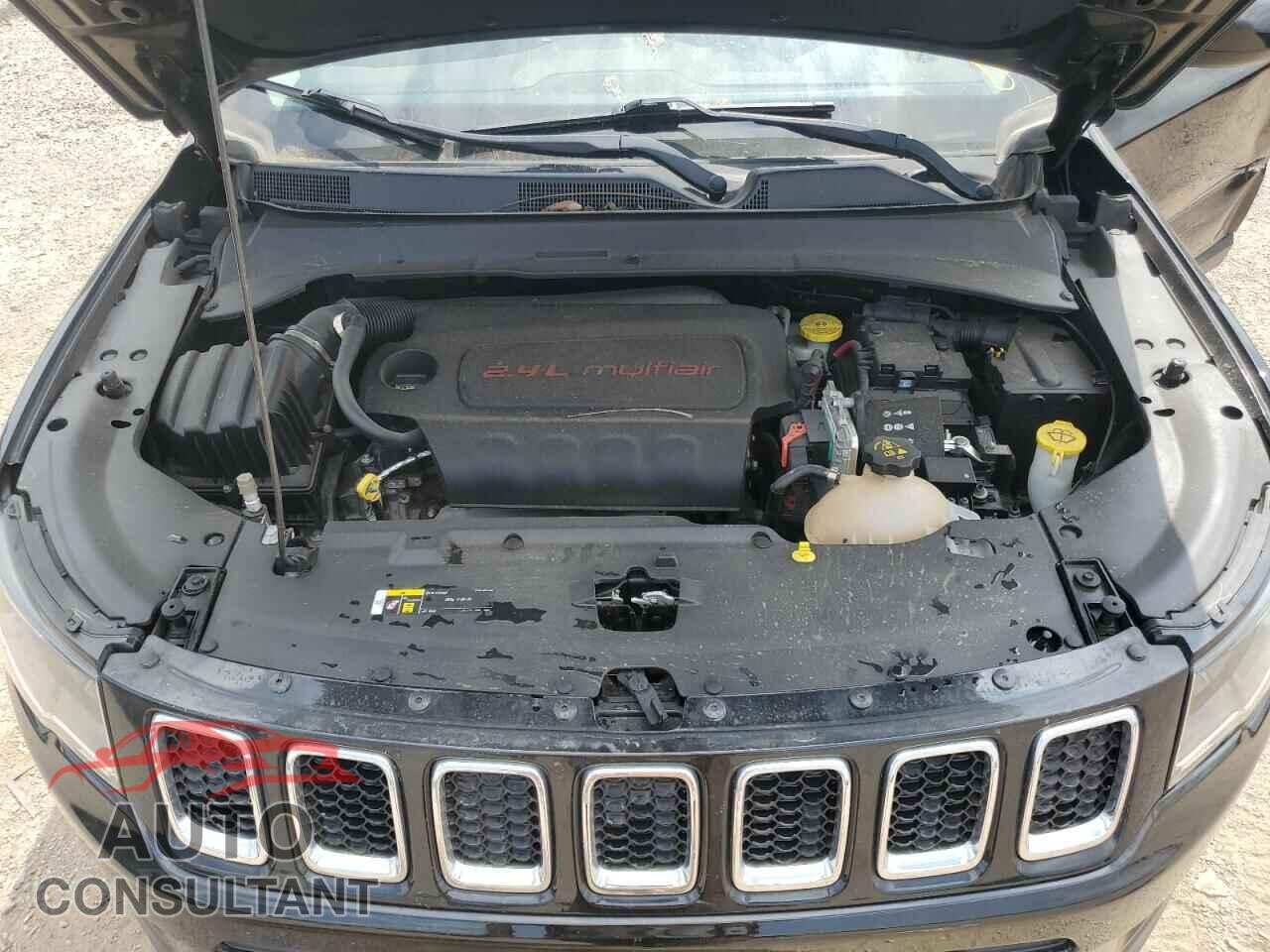 JEEP COMPASS 2018 - 3C4NJDBB0JT482207
