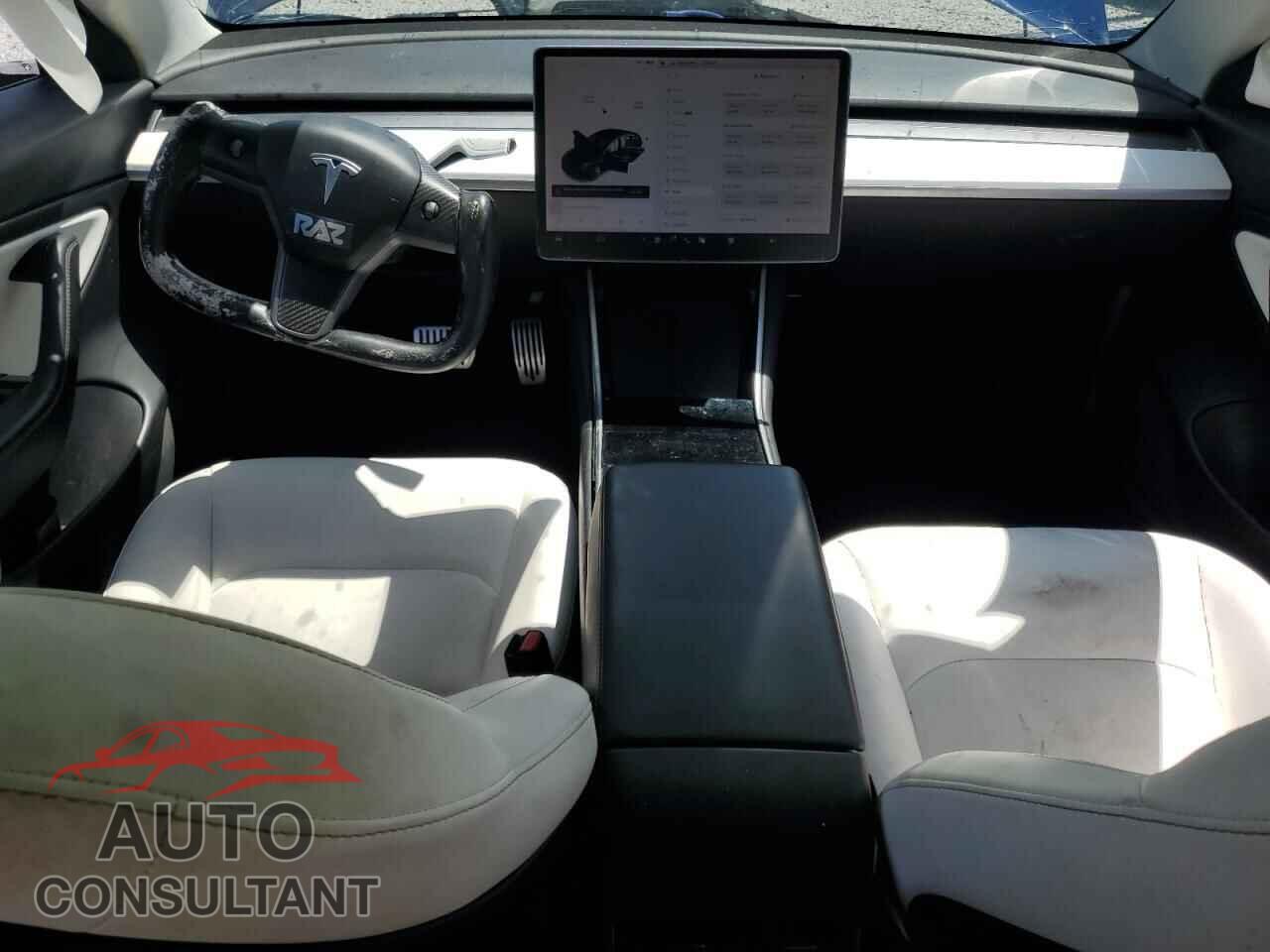 TESLA MODEL 3 2020 - 5YJ3E1EB9LF640227