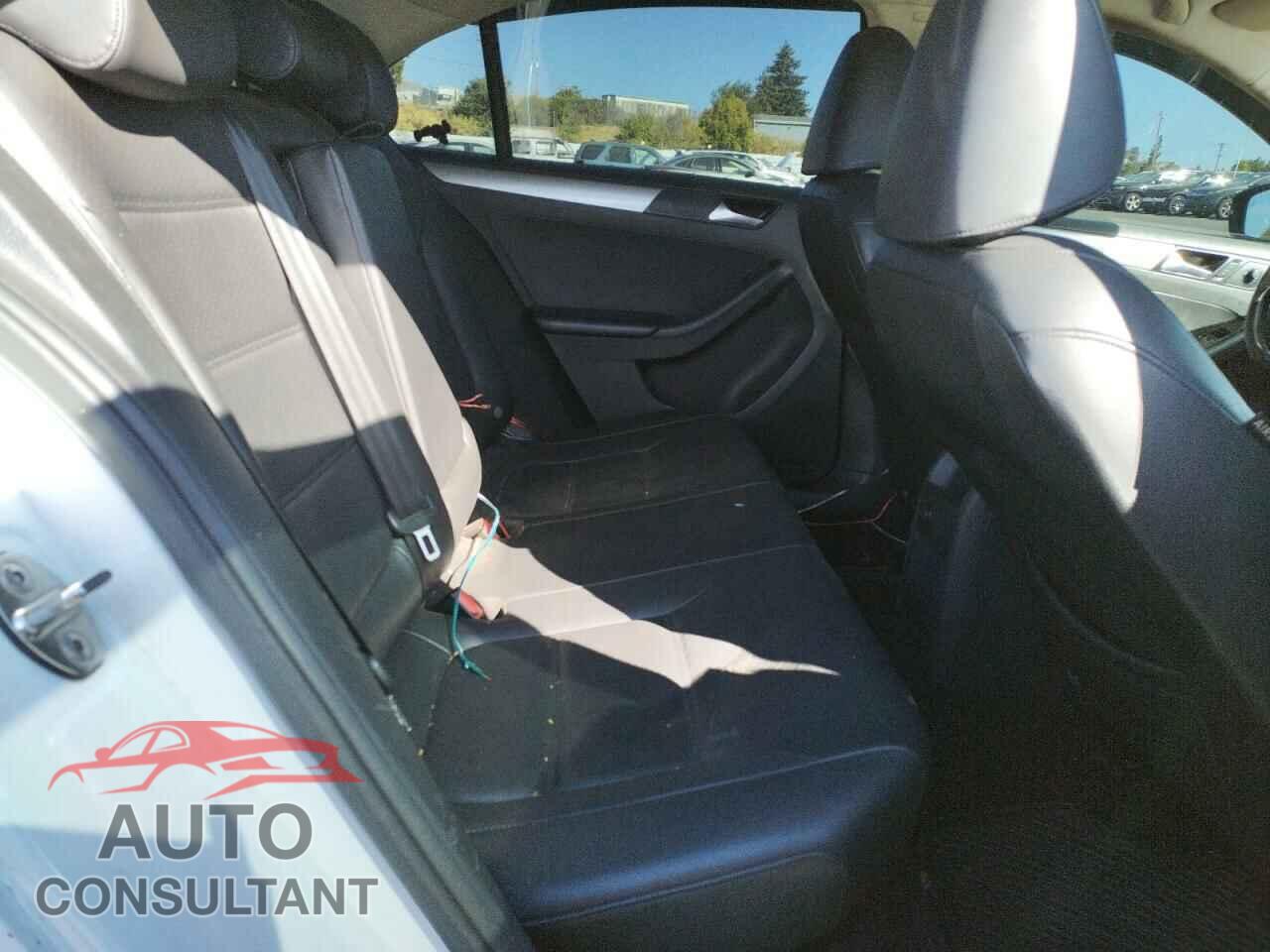 VOLKSWAGEN JETTA 2017 - 3VWDB7AJ8HM320264