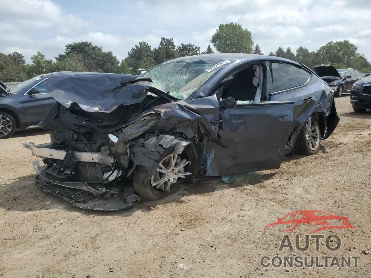 TESLA MODEL Y 2021 - 5YJYGDEE1MF104644