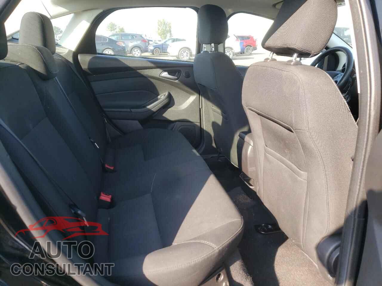 FORD FOCUS 2017 - 1FADP3H27HL200538