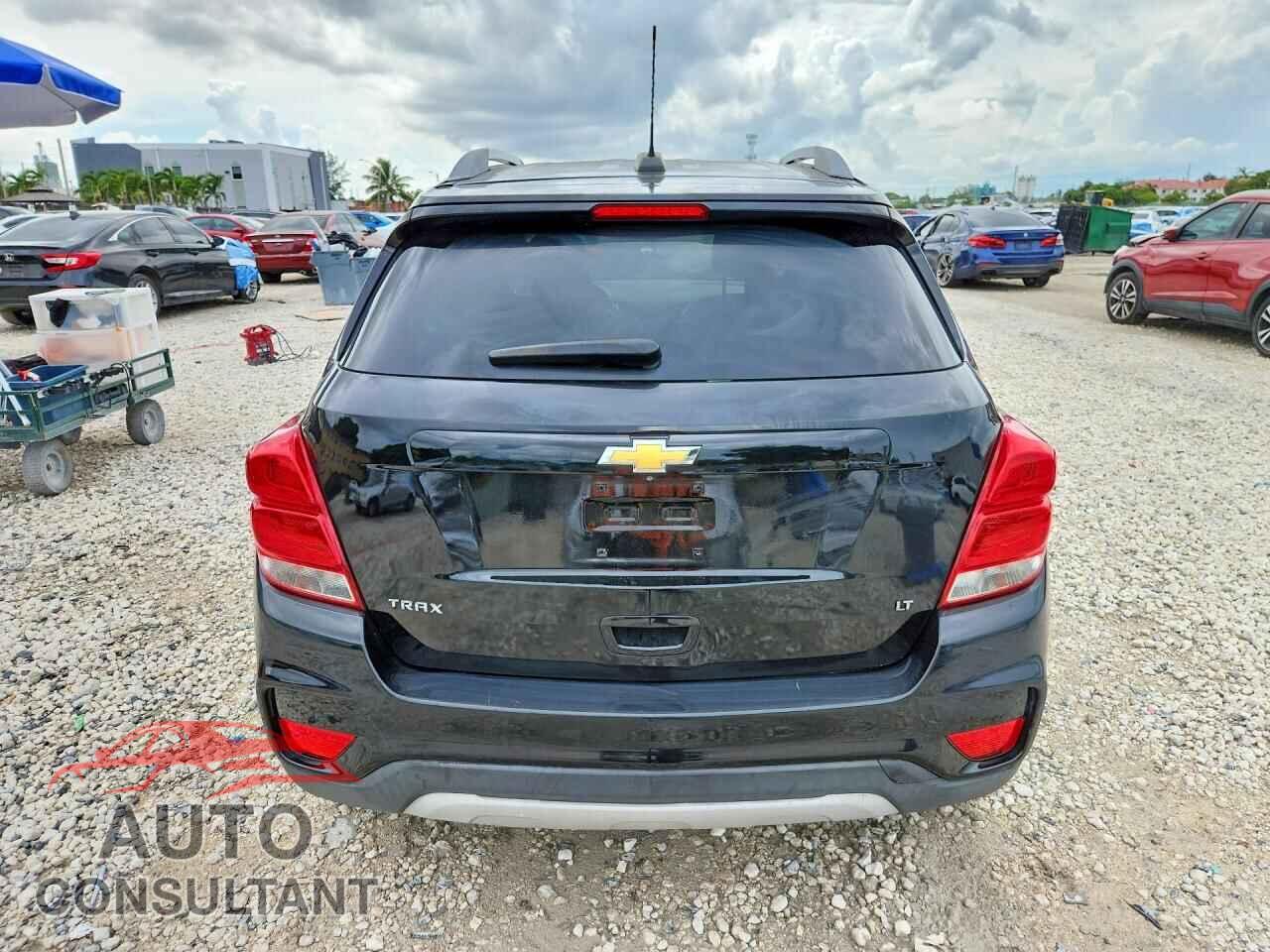 CHEVROLET TRAX 2017 - 3GNCJLSB8HL190923