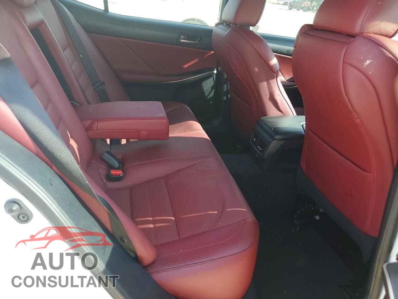 LEXUS IS 2019 - JTHBA1D23K5090532