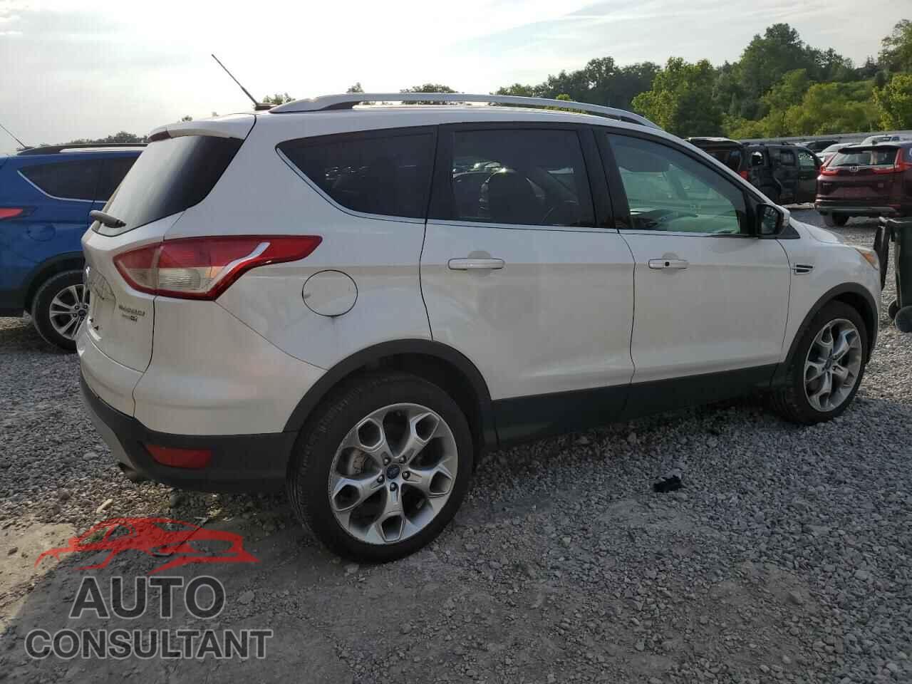 FORD ESCAPE 2015 - 1FMCU9J98FUB70459