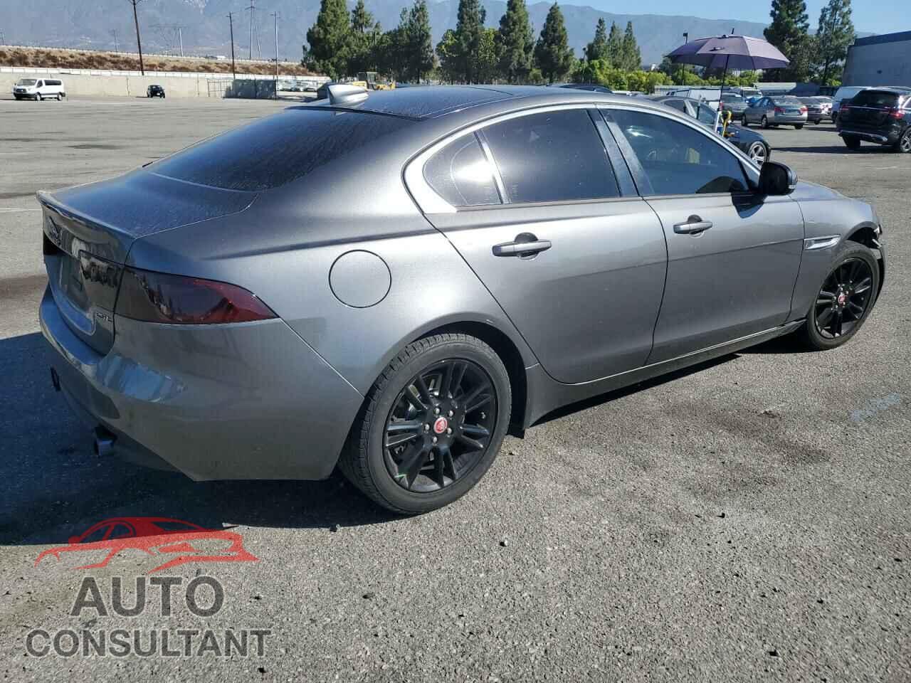 JAGUAR XE 2017 - SAJAD4BG9HA949113