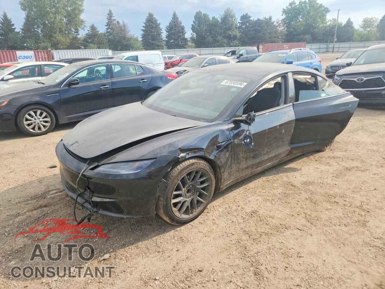 TESLA MODEL 3 2026 - 5YJ3E1EA4TF132495