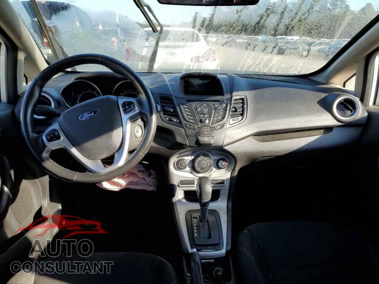 FORD FIESTA 2016 - 3FADP4EJ9GM160137