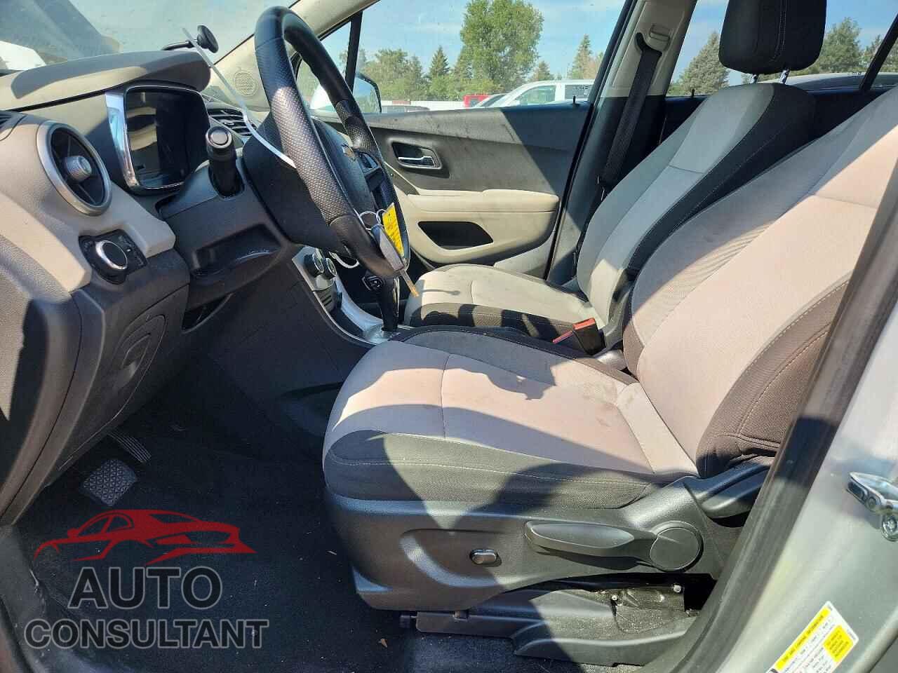 CHEVROLET TRAX 2015 - KL7CJLSB9FB058404