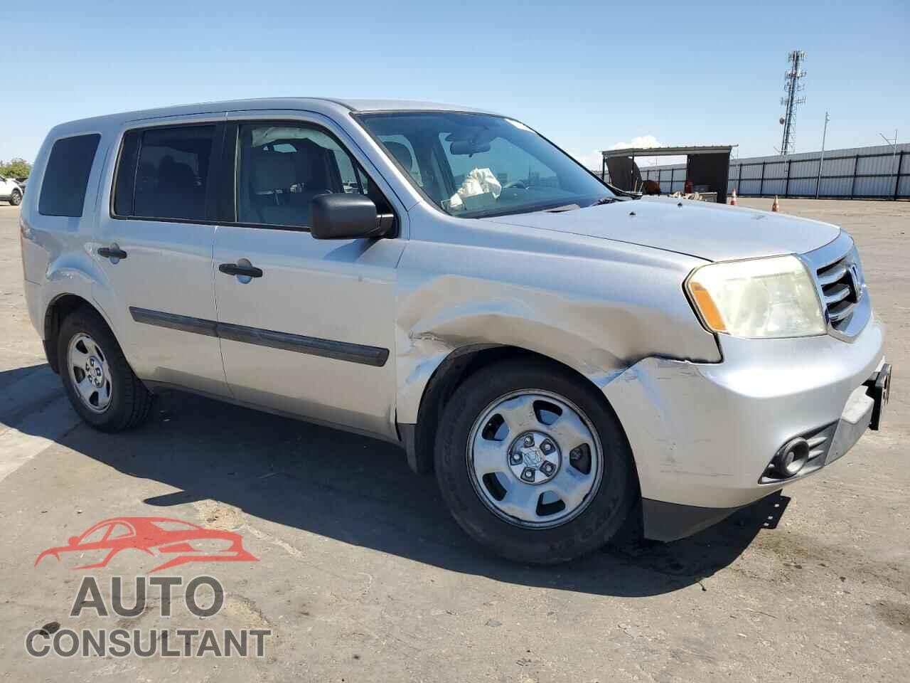 HONDA PILOT 2015 - 5FNYF3H24FB005950