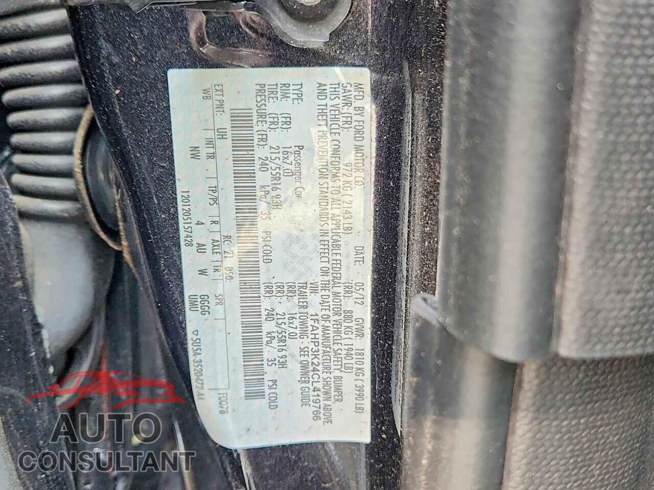 FORD FOCUS 2012 - 1FAHP3K24CL419766