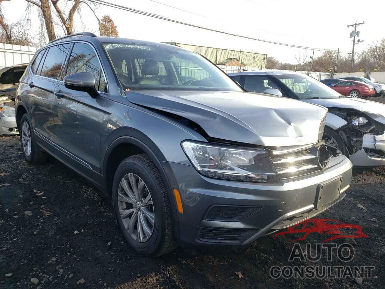 VOLKSWAGEN TIGUAN 2018 - 3VV3B7AX6JM133602