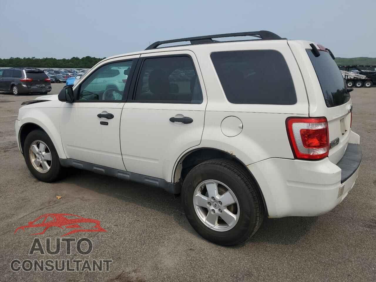 FORD ESCAPE 2011 - 1FMCU9D73BKC58657