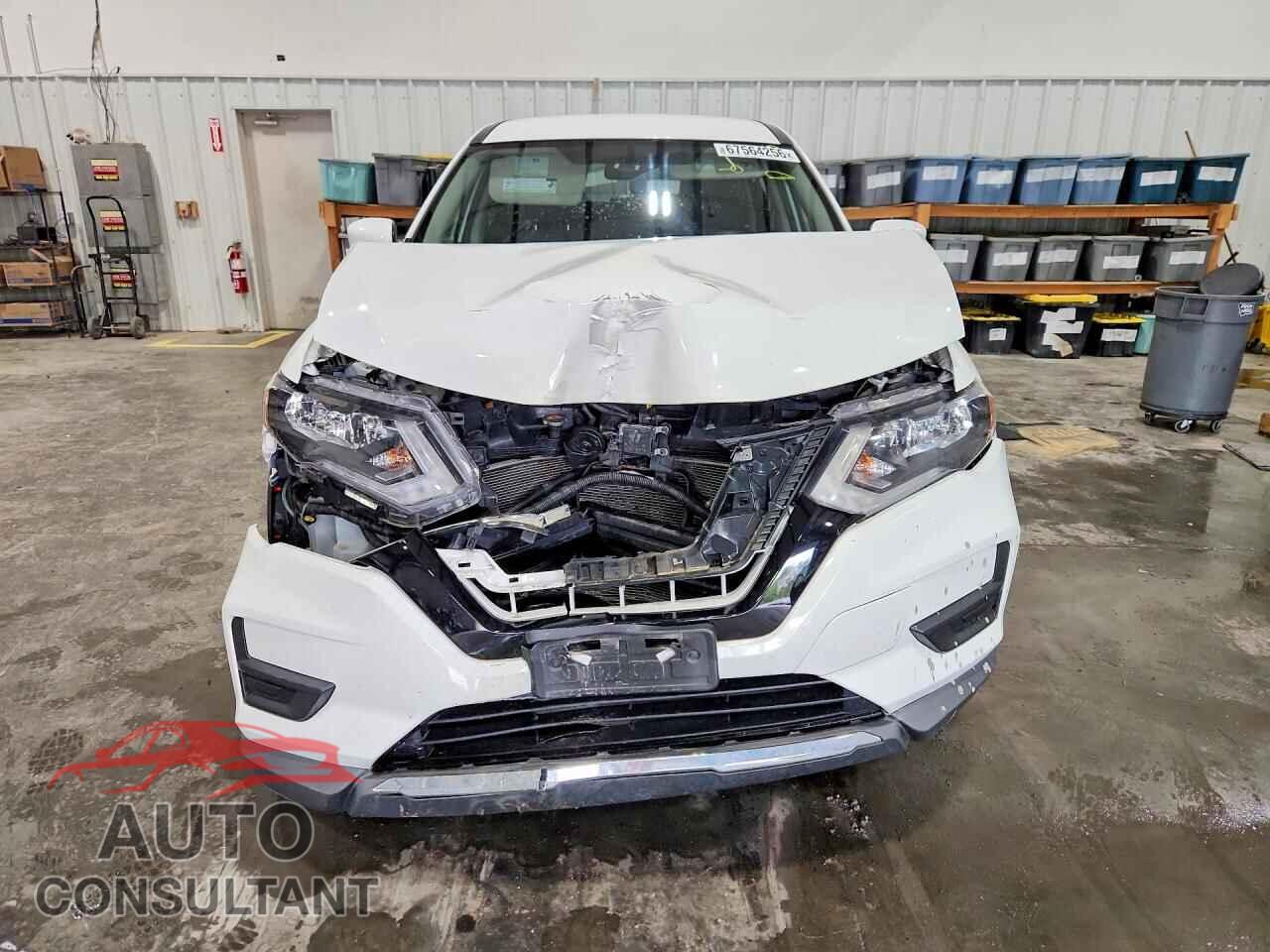 NISSAN ROGUE 2018 - KNMAT2MV8JP586534