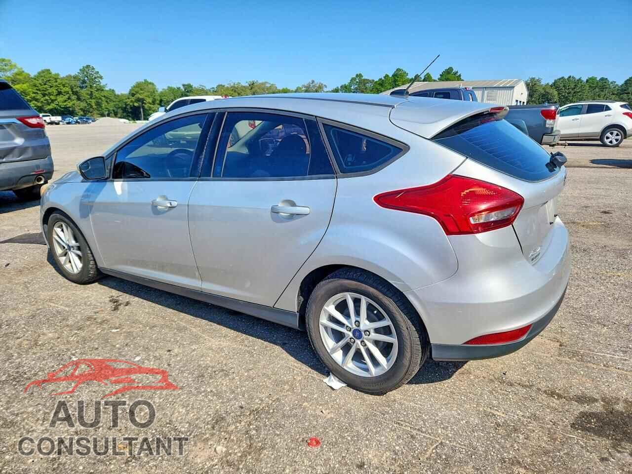 FORD FOCUS 2017 - 1FADP3K24HL249785