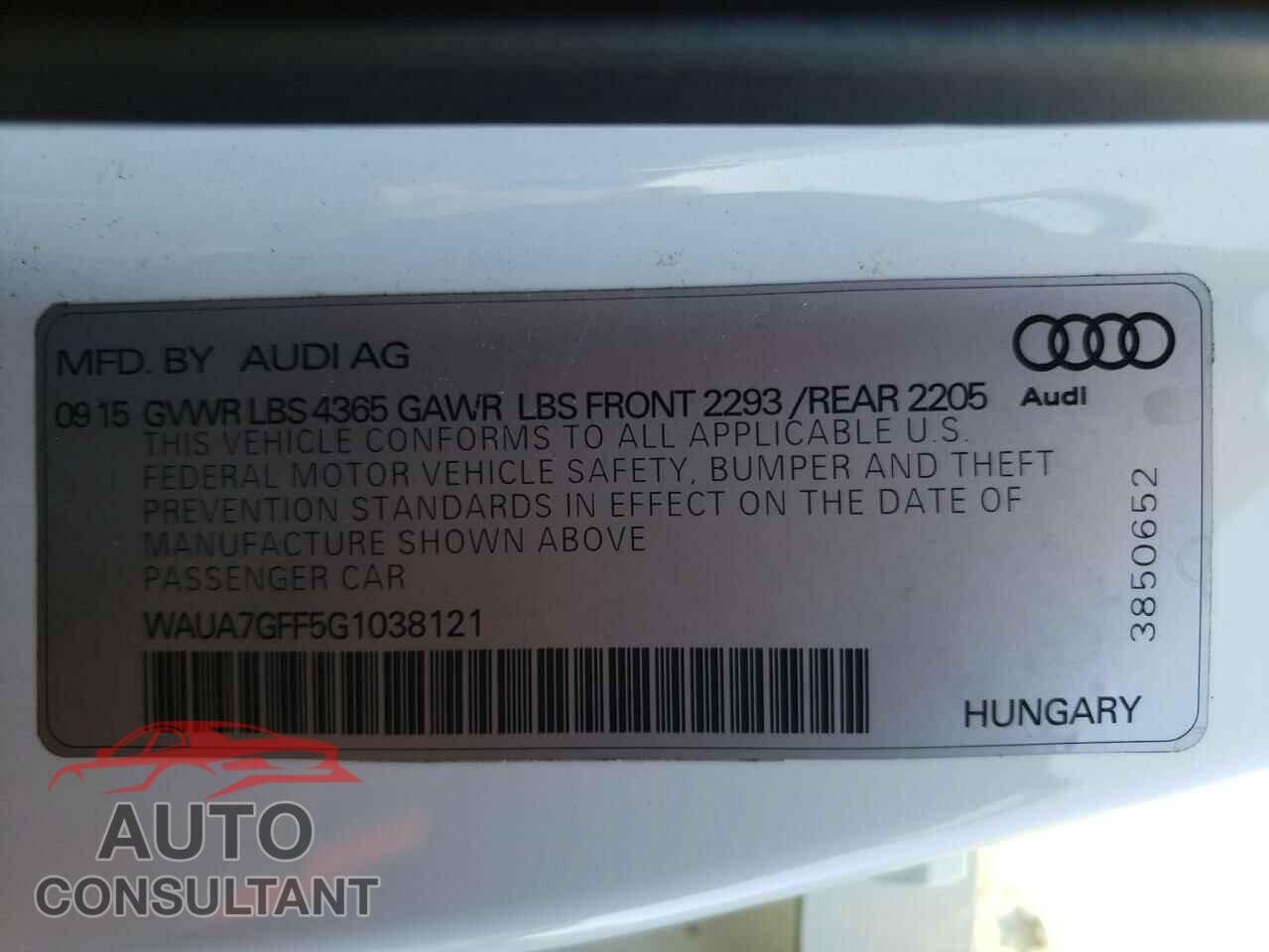 AUDI A3 2016 - WAUA7GFF5G1038121