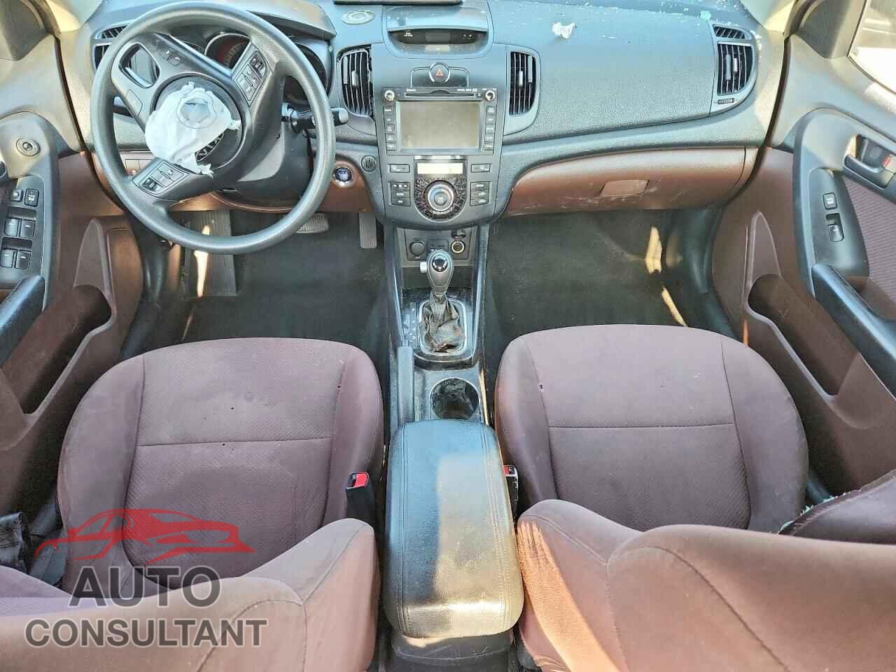 KIA FORTE 2011 - KNAFU4A29B5399368