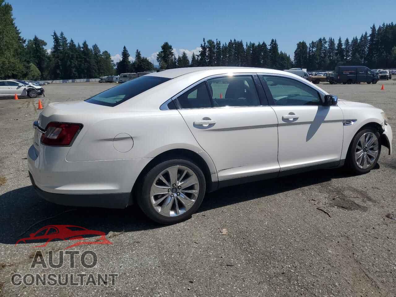 FORD TAURUS 2011 - 1FAHP2FW9BG167057