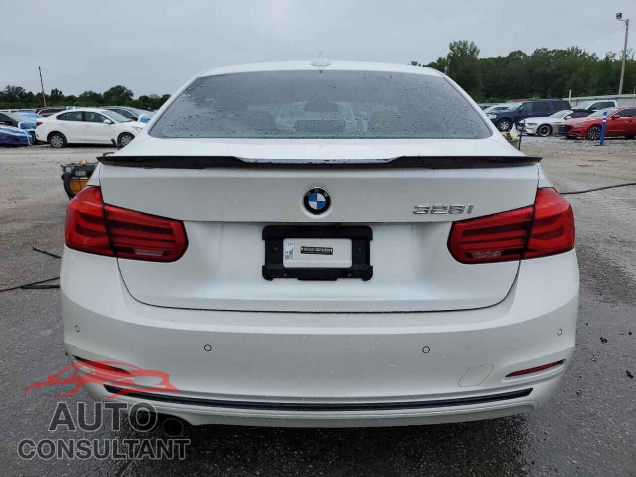 BMW 3 SERIES 2016 - WBA8E9G55GNU28151