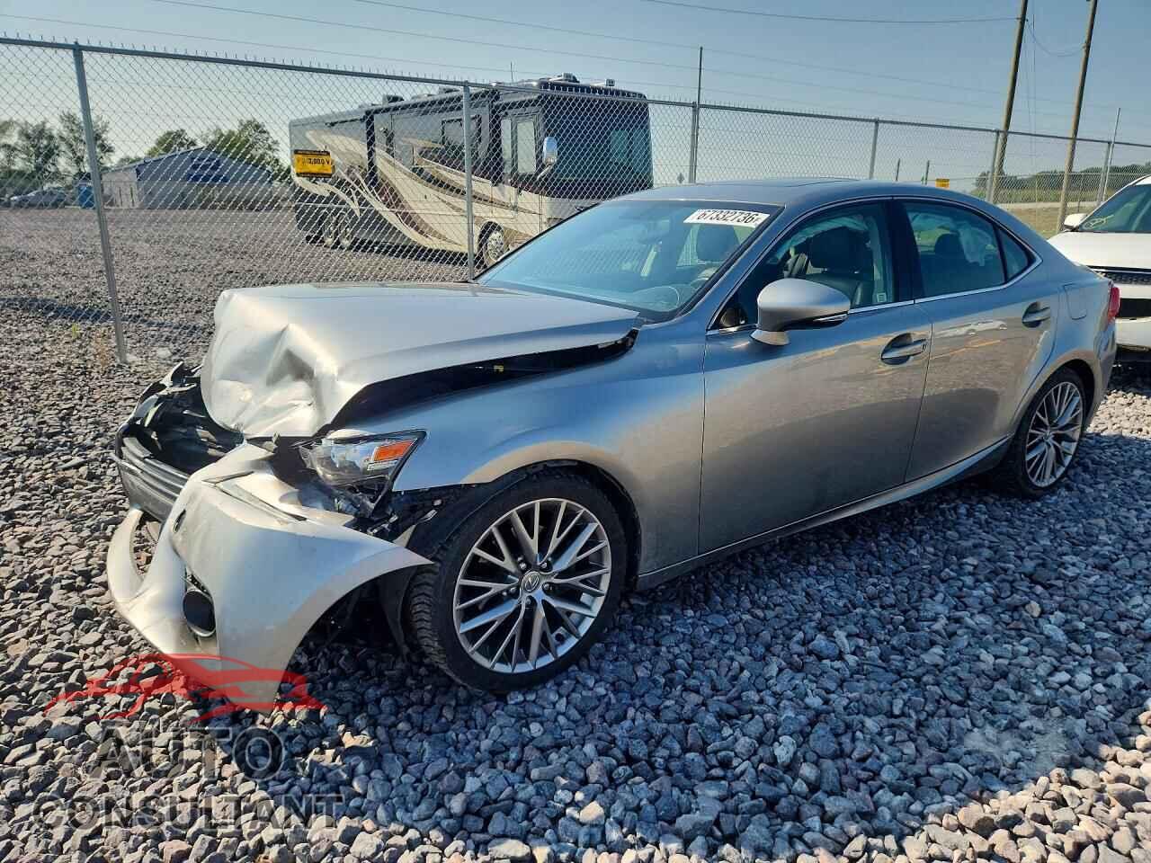 LEXUS IS 2015 - JTHCF1D21F5015758