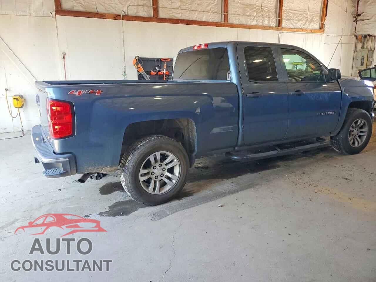 CHEVROLET SILVERADO 2014 - 1GCVKREC9EZ180556