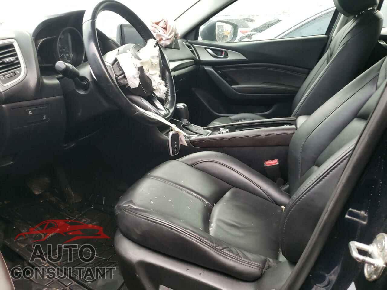 MAZDA 3 2017 - 3MZBN1L70HM143254