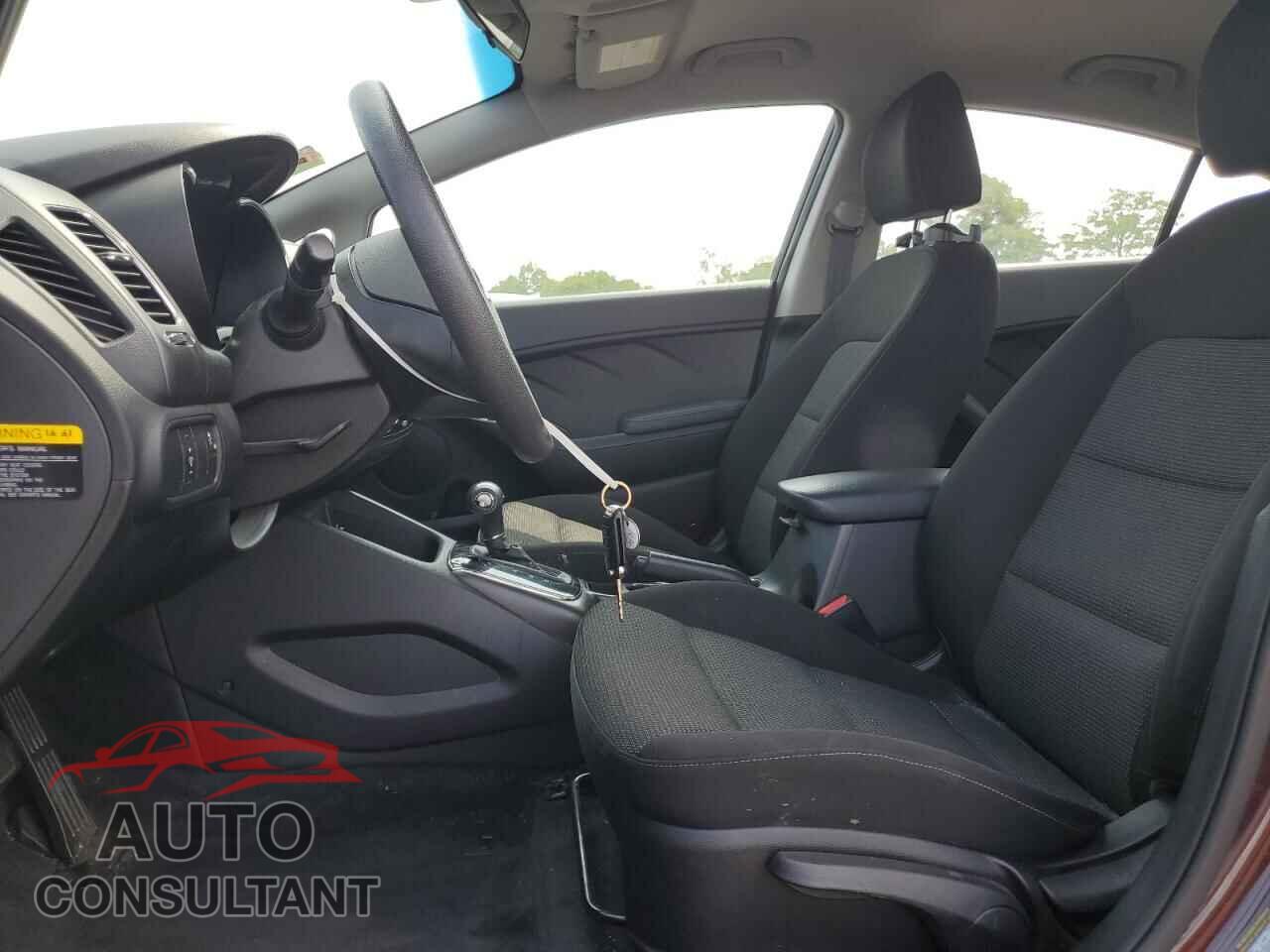 KIA FORTE 2017 - 3KPFK4A73HE026506