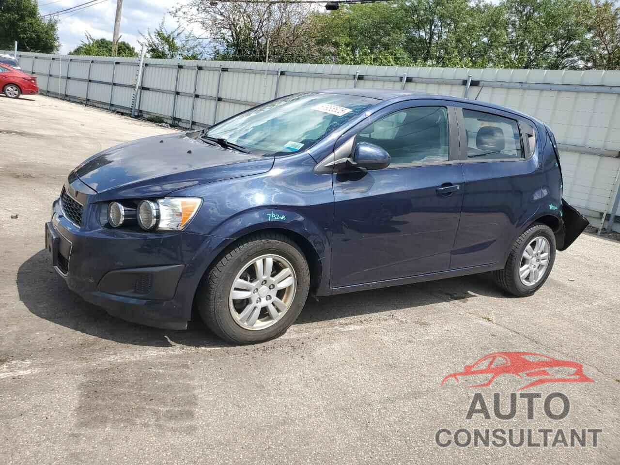 CHEVROLET SONIC 2015 - 1G1JA6SH5F4139882
