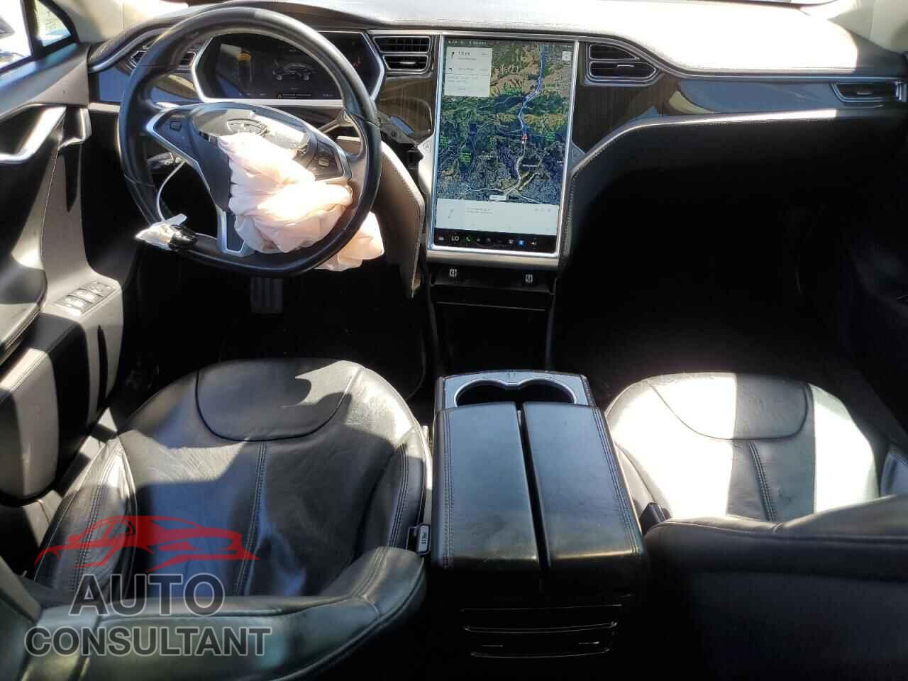 TESLA MODEL S 2013 - 5YJSA1CG1DFP09208
