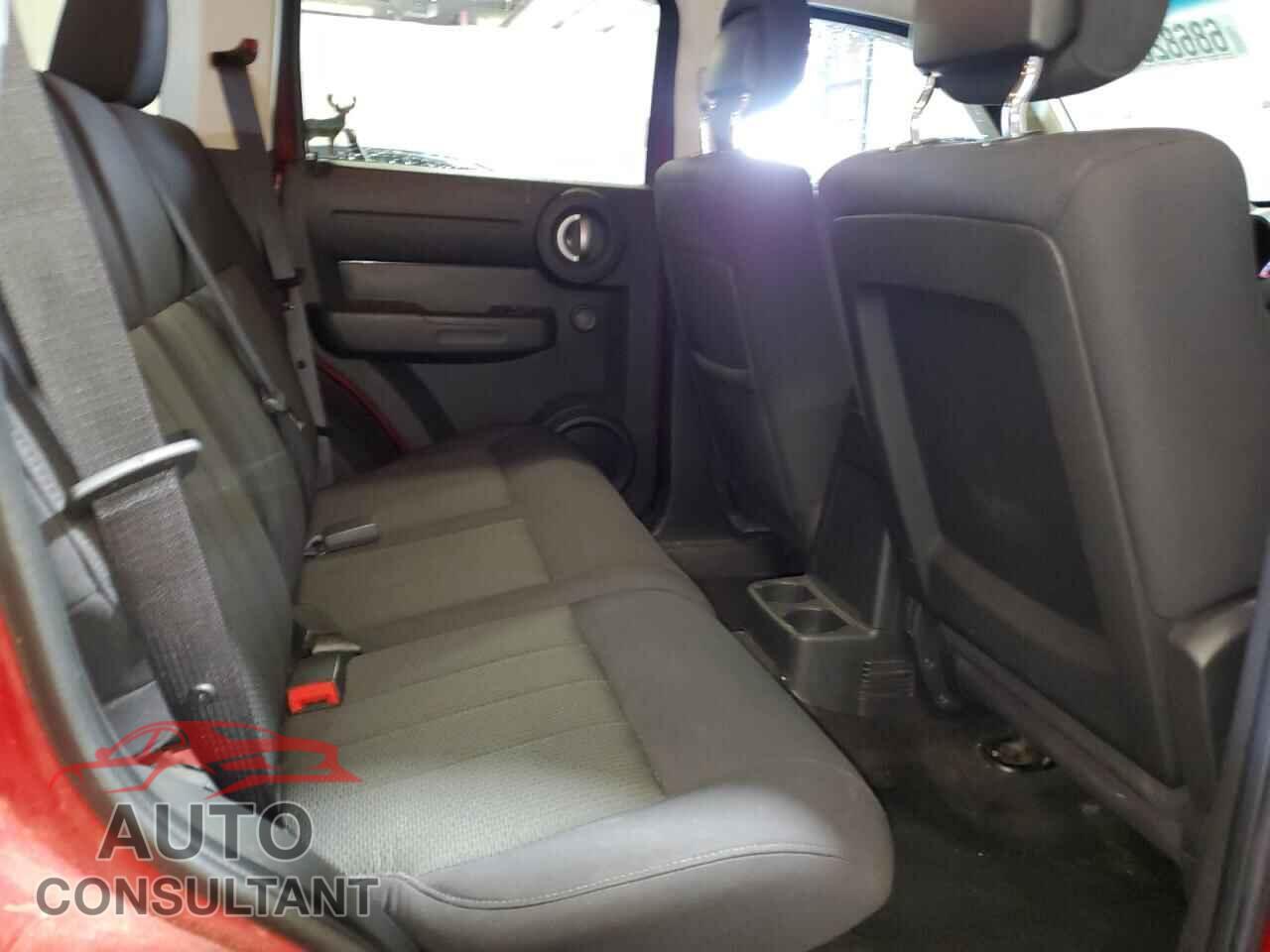 DODGE NITRO 2011 - 1D4PU4GX3BW501092