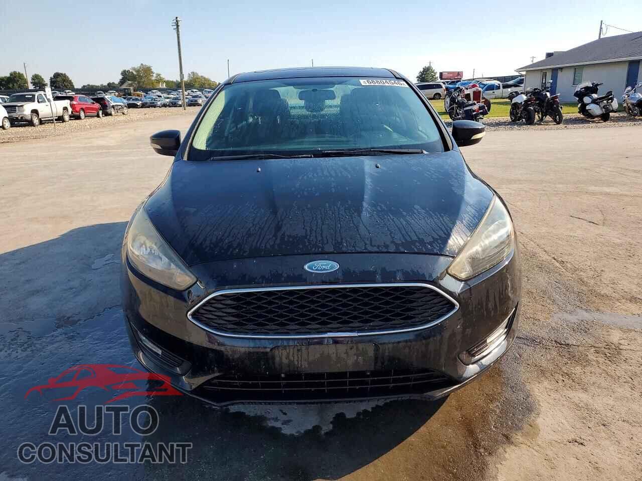FORD FOCUS 2017 - 1FADP3H28HL313852